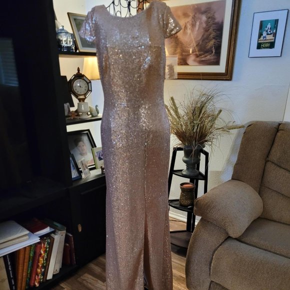 Size 0: NWT Dessy Rose Gold Sequins Draped Back Full-Length Evening Dress